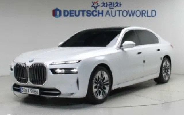 제네시스G70 중고차 7시리즈 (G70) 740d xDrive 디자인 퓨어 엑셀런스 매물 사진 8 - 2023/05 43,550km