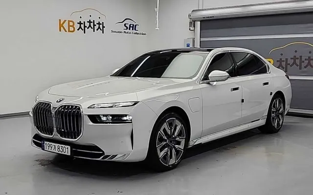 제네시스G70 중고차 7시리즈 (G70) 750e xDrive 디자인 퓨어 엑셀런스 매물 사진 18 - 2023/09 51,128km